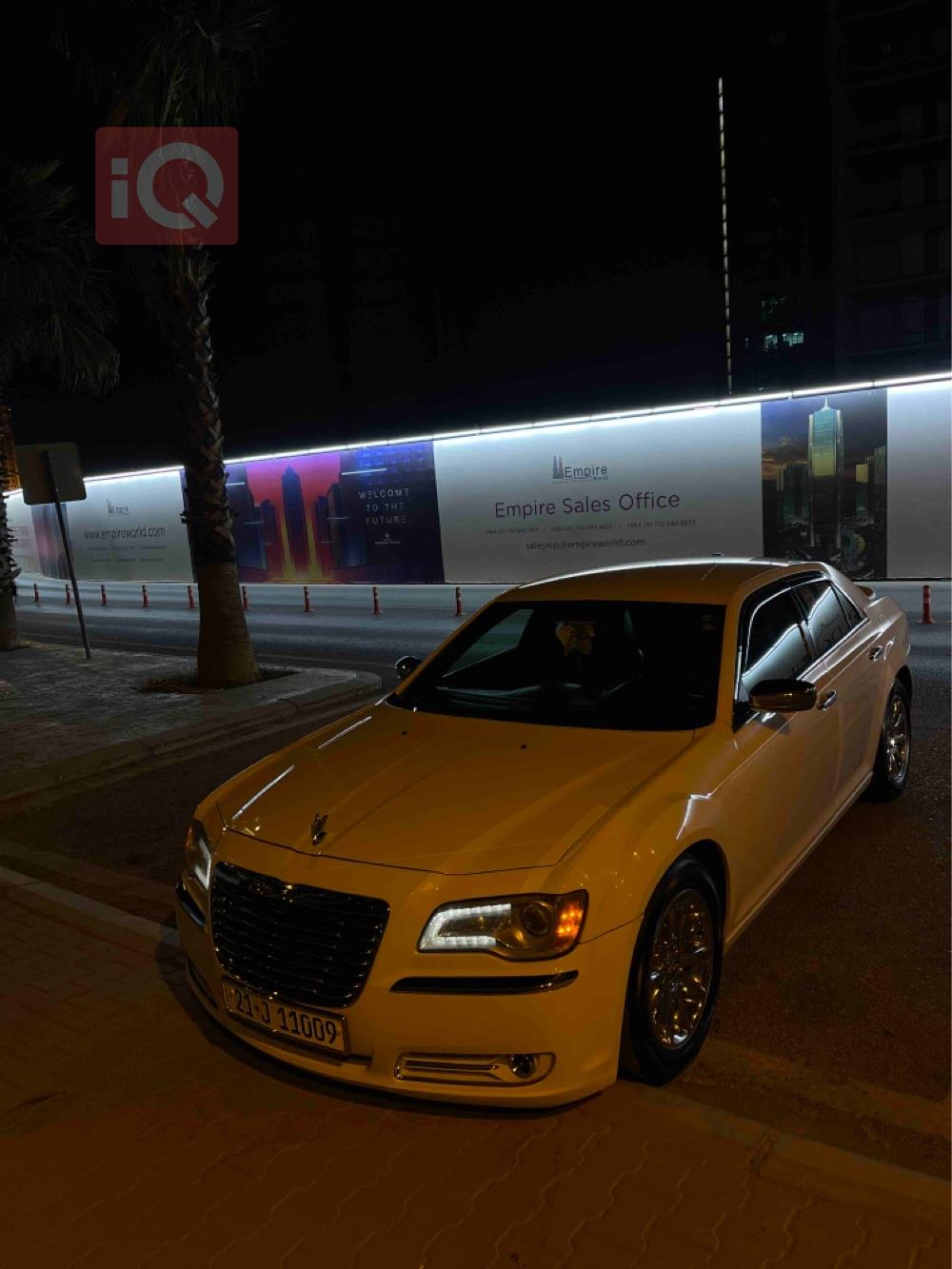 كرايسلر 300
